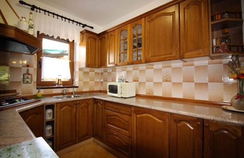 Brulo House | Holiday home with garden terrace and air conditioning