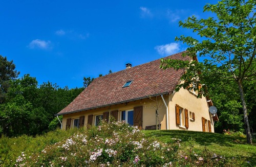 Monbazillac House | Holiday home with private pool and views