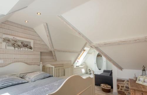 Creances House | Holiday Home Zoé by Interhome