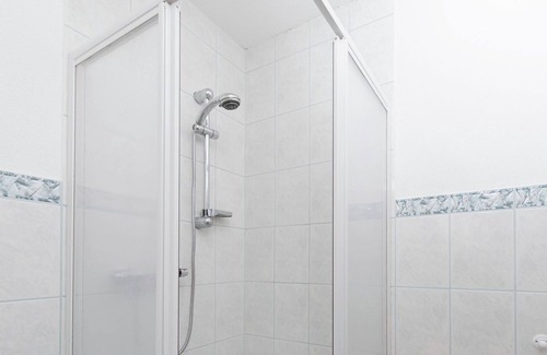 Pockau-Lengefeld Apartment | Holiday homes for two people, with a swimming pool, in the Ore Mountains.