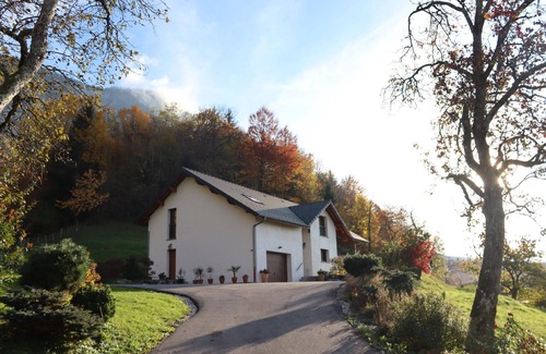 Aiguebelette-le-Lac House | Holiday house Aiguebelette le Lac for 1 - 10 persons with 5 bedrooms - Holiday house