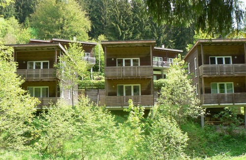 Grossbreitenbach House | Holiday house Altenfeld for 1 - 6 persons with 2 bedrooms - Twin house