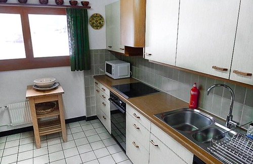 Aeschi bei Spiez Ski Chalet | Holiday house Aeschi b. Spiez for 1 - 16 persons with 6 bedrooms - Detached holiday house