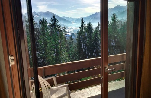 Aeschi bei Spiez Ski Chalet | Holiday house Aeschi b. Spiez for 1 - 16 persons with 6 bedrooms - Detached holiday house