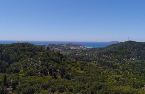 Magoulades House | Holiday house Agios Georgios for 1 - 6 persons with 2 bedrooms - Holiday home