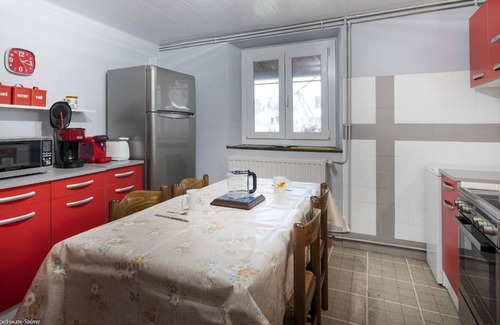 Brotte-les-Ray House | Holiday house Brotte lès Ray for 4 - 7 persons with 3 bedrooms - Holiday house