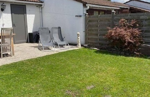 De Panne House | Holiday house De Panne for 1 - 6 persons with 2 bedrooms - Row house