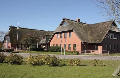 Westeraccumersiel House | Holiday house Dornumersiel for 1 - 4 persons with 2 bedrooms - Twin house