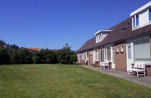 Egmond aan Zee House | Holiday house Egmond aan Zee for 1 - 3 persons with 2 bedrooms - Row house