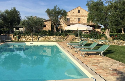 Fermo House | Holiday house Fermo for 1 - 14 persons with 5 bedrooms - Holiday house