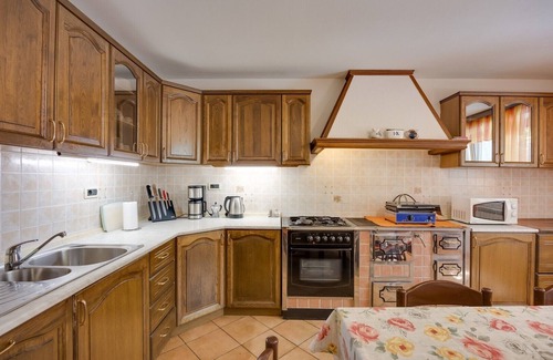 Lupoglav House | Holiday House Planik