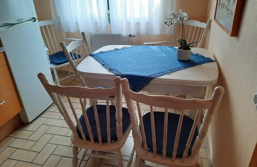 Rhein-Erft-Kreis District House | Holiday house Hürth for 1 - 4 persons with 1 bedroom - Holiday home