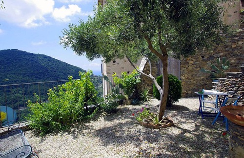 Belmonte Calabro House | Holiday House in the charming Old Town of Belmonte Calabro with sea view