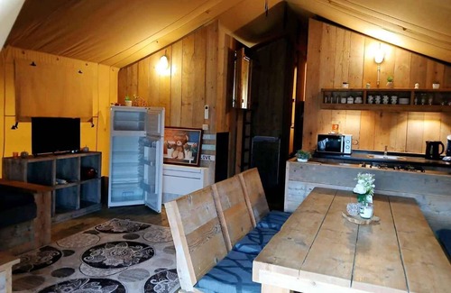 Jabbeke House | Holiday house Jabbeke for 1 - 6 persons with 3 bedrooms - Holiday home
