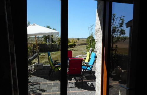 Jaulnay House | Holiday house Jaulnay for 1 - 6 persons with 3 bedrooms - Row house