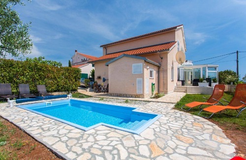 Milohnici House | Holiday house Krk (Stadt) for 1 - 6 persons with 3 bedrooms - Holiday home