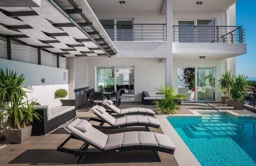 Umac House | Holiday house Makarska for 1 - 8 persons with 4 bedrooms - Holiday home