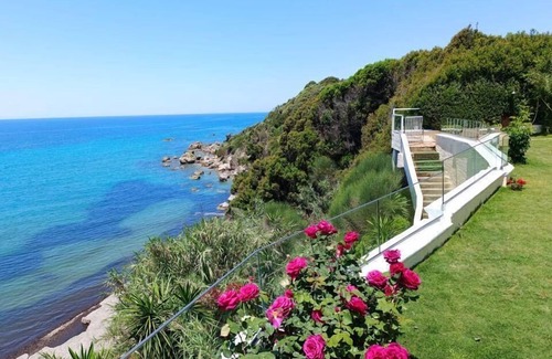 Chalikounas House | Holiday house Moraitika for 1 - 8 persons with 4 bedrooms - Holiday house