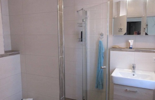 Mucheln House | Holiday house Mücheln for 1 - 5 persons with 3 bedrooms - Holiday home