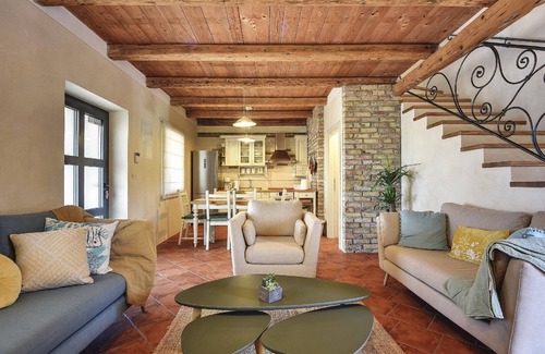 Muntic House | Holiday house Muntic for 1 - 7 persons with 3 bedrooms - Holiday home