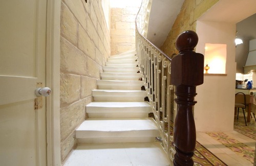 Qormi House | Holiday house Qormi for 1 - 6 persons with 3 bedrooms - Twin house