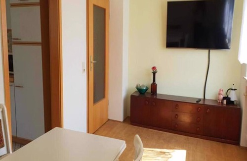 Bellenberg House | Holiday house - quiet location with shops - up to 9 people