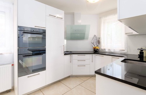 Senj House | Holiday house Senj for 1 - 10 persons with 6 bedrooms - Row house