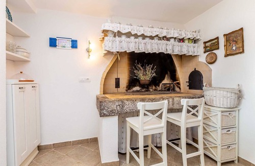 Milohnici House | Holiday house TRSJA with swimming pool