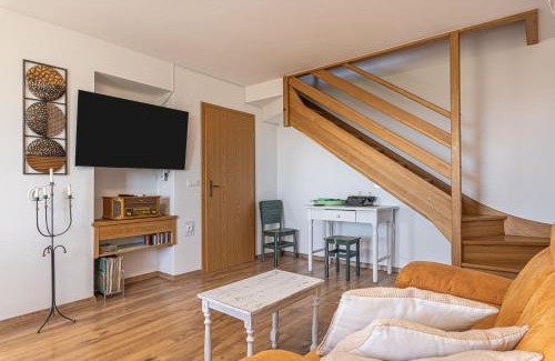 Tisina Apartment | Holiday house VilAna with Jacuzzi - Happy Rentals