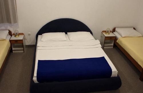 Mali Radic House | Holiday In Bihać - Quadruple Room with Shower