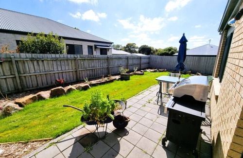 Inverloch Apartment | Holiday In Headland Way!