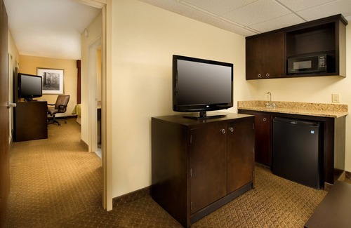Sumner Hotel | Holiday Inn Airport - Portland by IHG