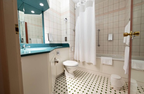Calais City Center Hotel | Holiday Inn Calais by IHG