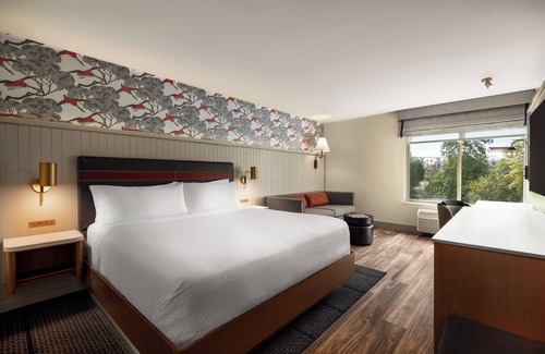 Heart of Missoula Hotel | Holiday Inn Downtown - Missoula by IHG