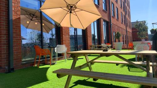 Barrow-in-Furness Hotel | Holiday Inn Express - Barrow-in-Furness & South Lakes by IHG