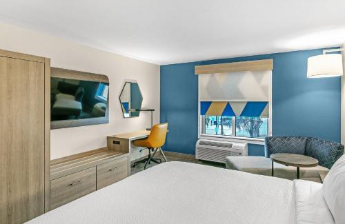 Laurel Hotel | Holiday Inn Express and Suites - Nokomis - Sarasota South