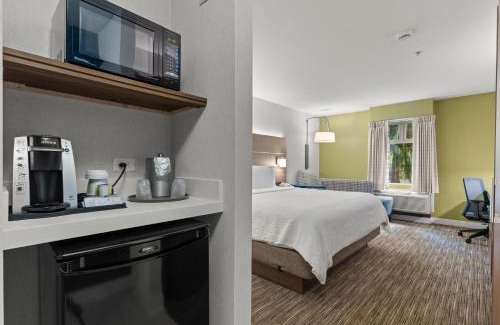 Guildford Hotel | Holiday Inn Express and Suites Surrey by IHG