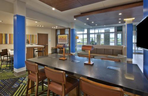 South Hill Hotel | Holiday Inn Express and Suites South Hill by IHG