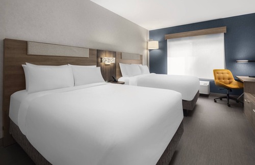 Canyon Park Hotel | Holiday Inn Express Bothell by IHG