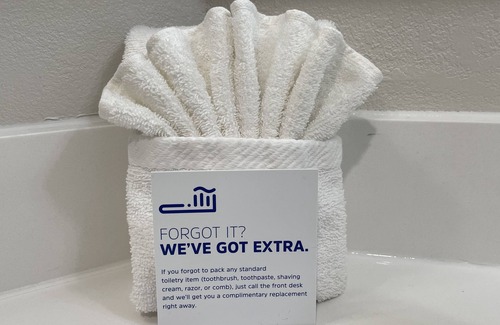 Burlington Hotel | Holiday Inn Express Burlington by IHG