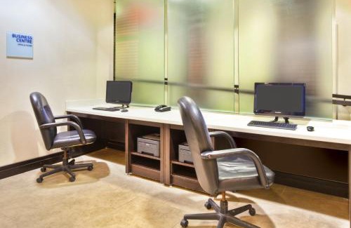 Algoma District Hotel | Holiday Inn Express - Sault Ste. Marie by IHG