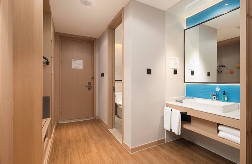 Shatian Hotel | Holiday inn Express Dongguan Shatian by IHG