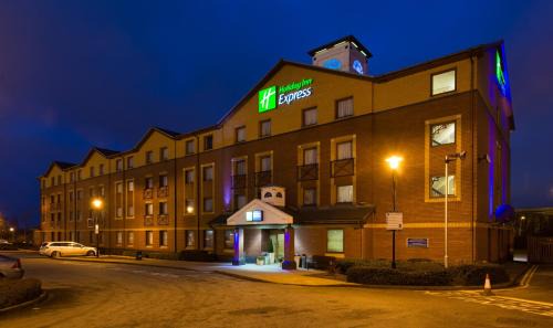 Stoke-on-Trent Hotel | Holiday Inn Express Stoke-On-Trent by IHG