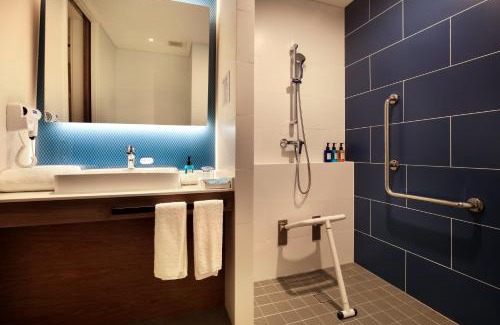 Xiufeng Hotel | Holiday Inn Express Guilin City Center by IHG