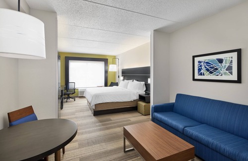 Drayton Hotel | Holiday Inn Express Hotel & Suites Spartanburg-North by IHG
