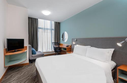 Bowrington Hotel | Holiday Inn Express Hong Kong Causeway Bay by IHG