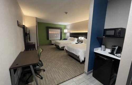 Ada Hotel | Holiday Inn Express Hotel and Suites Ada by IHG