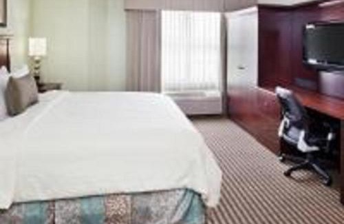 Lindbergh Hotel | Holiday Inn Express Hotel & Suites Atlanta Buckhead by IHG