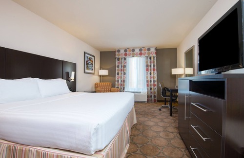Hobbs Hotel | Holiday Inn Express Hotel & Suites Hobbs by IHG