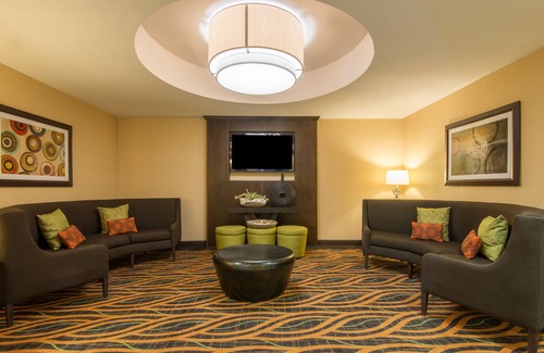 Hobbs Hotel | Holiday Inn Express Hotel & Suites Hobbs by IHG